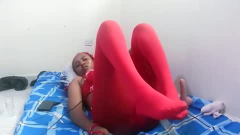 ebony_sluttt online show from February 15, 7:51 am