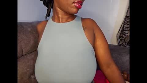 Ebony Melanie online show from October 14, 9:50 pm