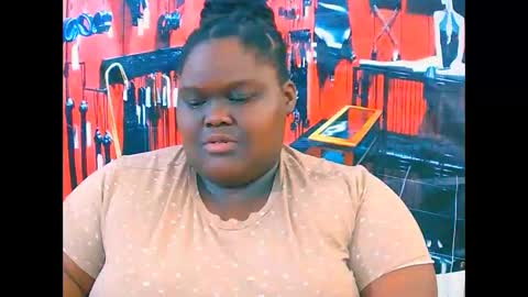 ebonyhotbuns4u2luv online show from November 12, 7:17 am