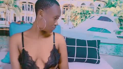 Cindy online show from August 4, 11:11 pm