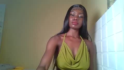 ebonytanqueen online show from March 28, 4:12 am