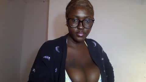 ebonyvd online show from July 15, 1:38 pm