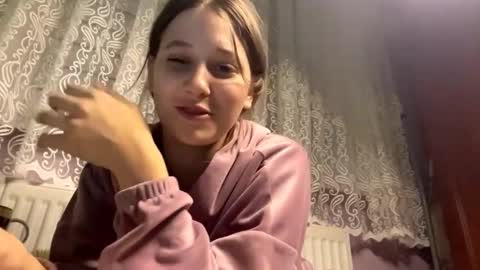 Kaith online show from October 18, 7:48 pm