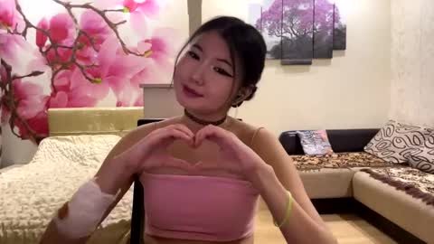 Eri online show from April 16, 9:39 pm