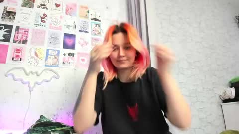 Edna online show from December 20, 1:33 pm