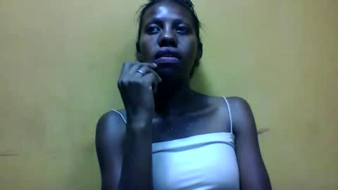 edwige770943 online show from April 19, 6:10 pm