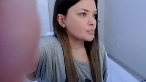 Snapshot of eelena4kiss chatting on February 16, 11:38 am eelena4kiss online show from February 16, 11:38 am