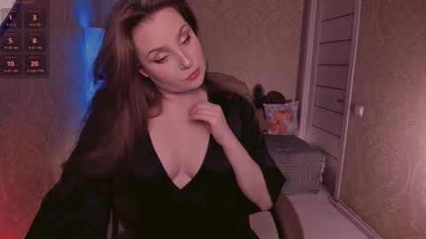 eesmaaarr online show from October 11, 11:40 pm