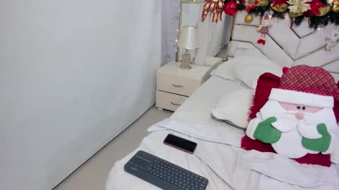 eimy_grey4u online show from November 23, 4:15 am