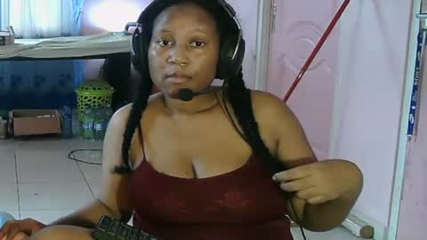 Eirondra Valeen online show from July 23, 1:41 pm