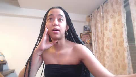 Snapshot of ela_0 chatting on January 14, 4:04 am Ela Help me reach 100 thumbs up online show from January 14, 4:04 am