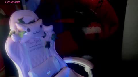 ELA  online show from November 29, 1:31 am