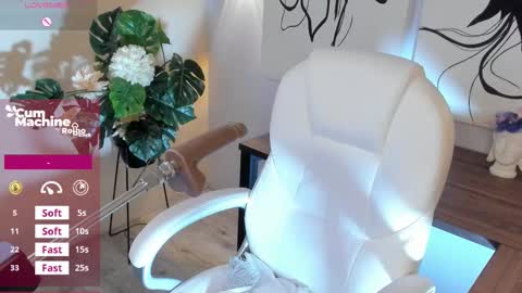 ELA online show from October 22, 11:43 pm