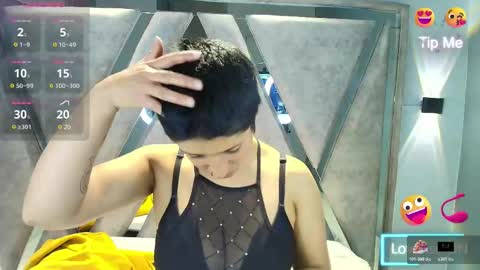 elaine87_ online show from November 10, 11:33 pm