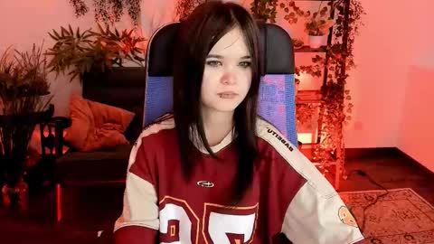 Your sweet girl online show from November 29, 12:25 am