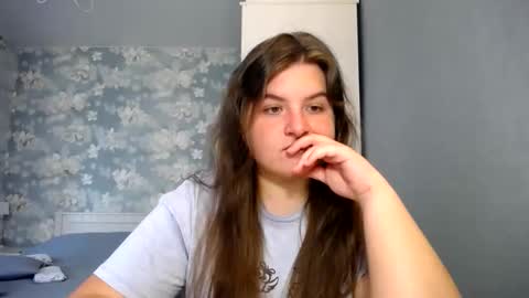 Elanis online show from May 28, 10:57 am
