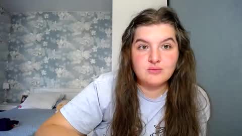 Elanis online show from May 11, 4:04 pm