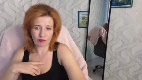Snapshot of elannaria chatting on September 19, 3:44 pm Elanna online show from September 19, 3:44 pm