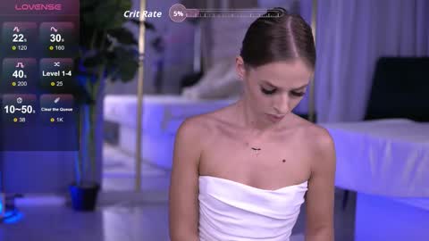 Snapshot of elarashine chatting on September 23, 6:39 pm elarashine online show from September 23, 6:39 pm