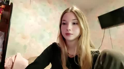 MIa online show from April 8, 9:44 am