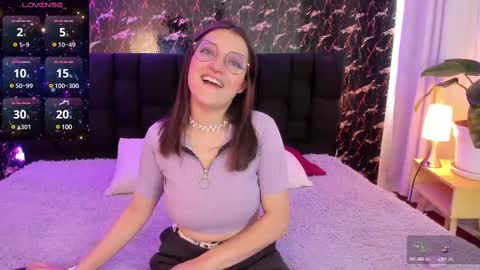 Elecktra online show from March 8, 7:40 pm