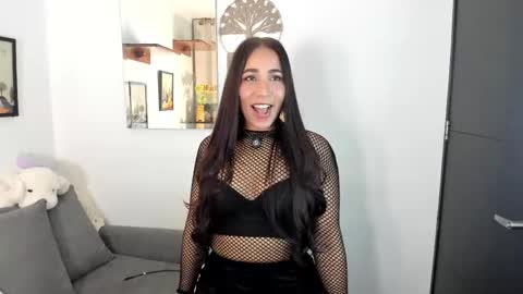 Electra- Please help me reach 100 likes online show from April 12, 12:57 am