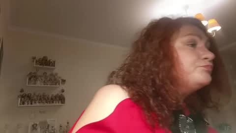 Scarlet online show from April 28, 7:18 pm