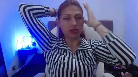 Snapshot of elena_detroya_ chatting on March 5, 12:33 pm Elena online show from March 5, 12:33 pm