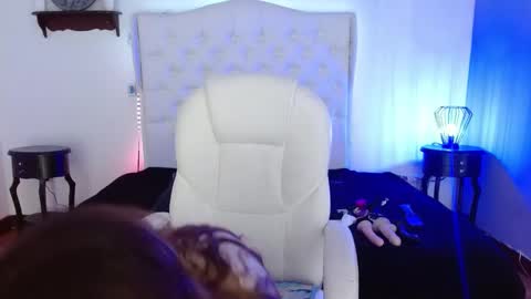 Snapshot of elena_detroya_ chatting on January 2, 12:03 pm Elena online show from January 2, 12:03 pm