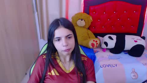 Snapshot of elenna_hotx chatting on February 3, 6:17 pm agnes online show from February 3, 6:17 pm