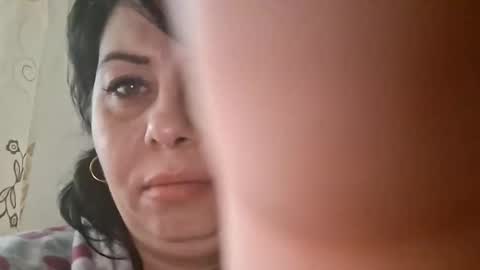 Elen online show from December 5, 11:55 am