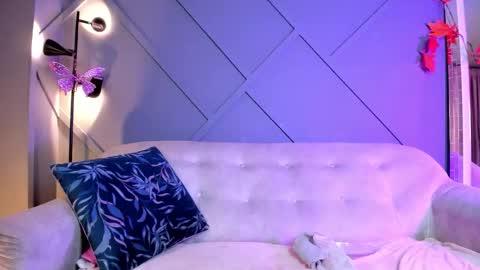 Snapshot of eleonor_x chatting on September 13, 9:12 pm Eleonor online show from September 13, 9:12 pm