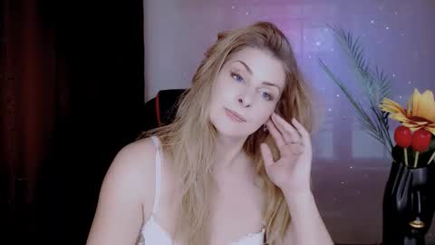 Elli online show from October 23, 6:30 am