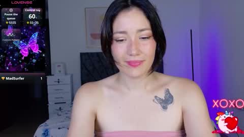 Snapshot of eliiih_ chatting on September 26, 4:32 am eliiih_ online show from September 26, 4:32 am