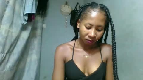 elina981 online show from February 9, 10:06 am