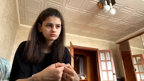 Lola online show from November 24, 6:26 am