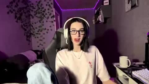 Milica online show from May 10, 2:08 pm