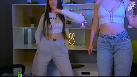 elis_sunny online show from March 12, 2:31 pm