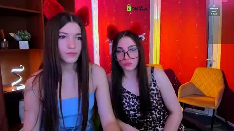 elis_sunny online show from March 8, 8:40 am