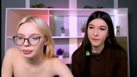 elis_sunny online show from February 5, 6:27 am