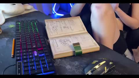 Elisa North online show from January 28, 5:46 pm