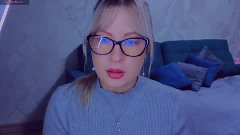 Elisabeth online show from September 14, 6:28 pm