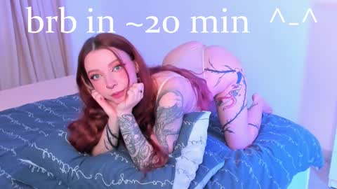 Snapshot of elisetattoo chatting on October 10, 12:37 am inst fansly Elisebuns online show from October 10, 12:37 am