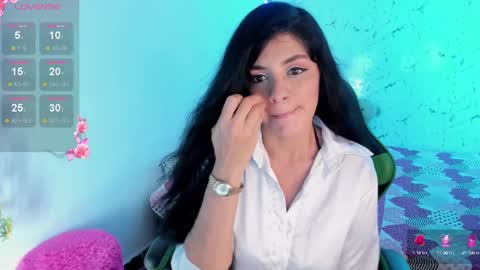 Snapshot of elissa_iris chatting on September 23, 2:32 am E L I S S A online show from September 23, 2:32 am