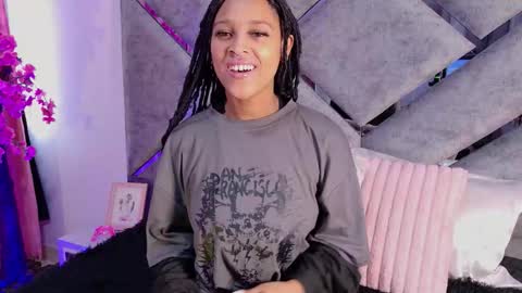 elit noa online show from February 10, 8:01 pm