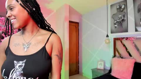 elit noa online show from September 12, 9:00 pm