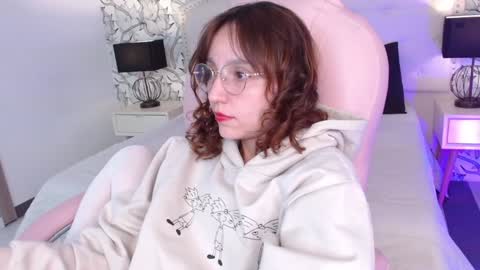 Snapshot of eliza_gh chatting on February 4, 7:33 pm Eliza online show from February 4, 7:33 pm