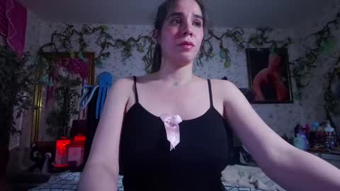Snapshot of elizabeth77_ chatting on September 13, 7:55 pm Elizabeth online show from September 13, 7:55 pm
