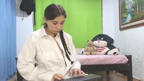 elizabeth online show from December 29, 1:56 am