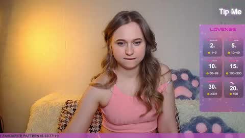 Snapshot of elizabeth_kitty_ chatting on October 17, 10:40 am Lizzy online show from October 17, 10:40 am